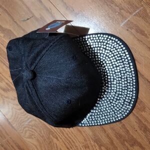 Cap